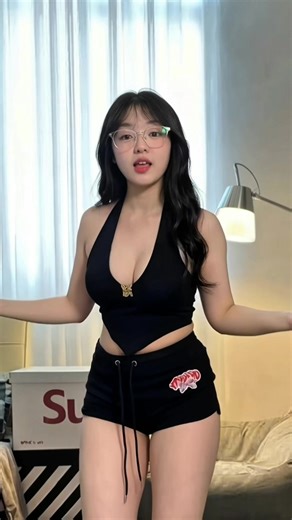 quay xong mới thấy nách hơi ố dề, hihi #huongbupbe #dance #chuppy | dance