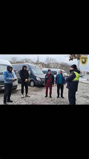 *«Шок» на дорогах республики* В рамках профилактической операции «Шок» сотрудники ГАИ продолжают посещать автотранспортные предприятия республики. Они напоминают водителям о строгом соблюдении мер безопасности и правил дорожного движения. Госавтоинспекторы вручают автомобилистам тематические буклеты с шокирующими репродукциями фотографий машин, искорёженных в результате ДТП. Главная цель — наглядно показать последствия нарушений и призвать к ответственности за рулём. За два дня операции карточки