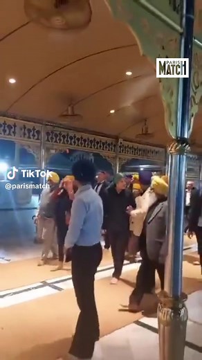 Visite d'Emmanuel Macron au Gurdwara Bangla Sahib