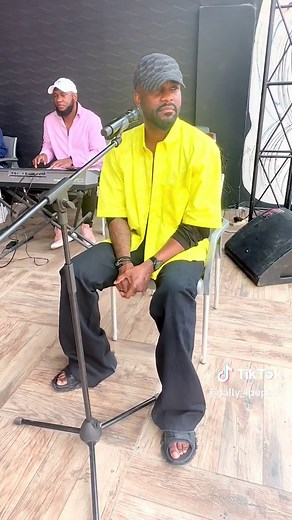 Fally Ipupa Repetition Gold: Afsana