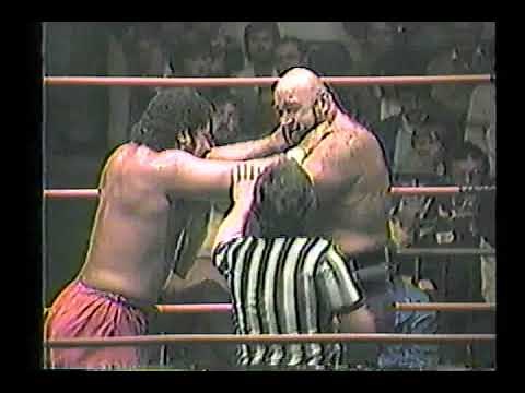 Lutte Internationale - Jos LeDuc vs King Tonga