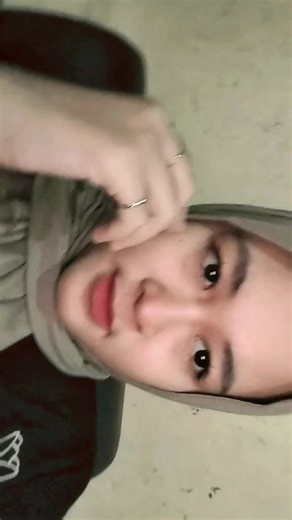 𝐏𝐢𝐢 🌪 (@applecheek_04)’s videos with suara asli - JALESVEVA JAYAMAHE 🔥 - ngga tau malas