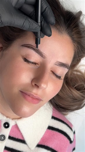15% Rabatt auf Microblading im Januar in Esslingen