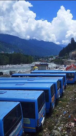 View near volvo bus stand Manali 🚌🚍 | Manali