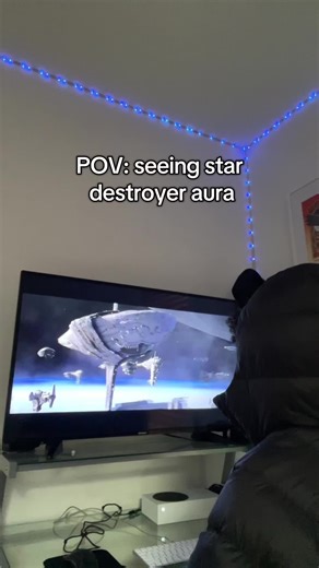 Experiencing Hyperspace with the Star Destroyer Aura