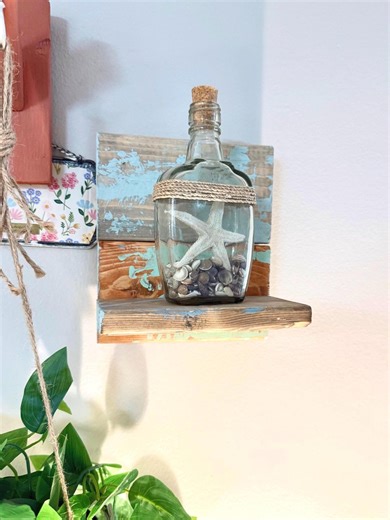 Reclaimed wood/Small Display