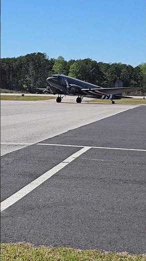 Douglas C-47 Dakota Takeoff Vintage Aircraft | WWII Plane Takeoff C47 Skytrain in Action