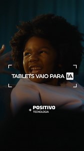 A inovação que você vai viver já começou! Na Positivo TecnologIA, a inteligência artificial está em nossos produtos, serviços e até no nome. Essa evolução se reflete na campanha institucional que acabamos de lançar. Toque na imagem e veja como nossas soluções com IA tornam a vida mais inteligente. Na Positivo TecnologIA, IA já é real. | Positivo Tecnologia