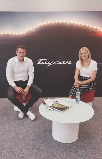 Q&A zum dualen Studium bei Porsche Die Bewerbungsphase für das duale Studium bei #Porsche mit Start in 2022 ist gestartet! 🎓 Marie und Philipp geben euch daher nochmal spannende Insights zum dualen Studium, beantworten eure Fragen und geben euch wertvolle Tipps für eure Bewerbung 📝 Alle Informationen und weitere Einblicke rund um das duale Studium bei Porsche findest du unter ➡️ porsche.de/infonight | Jobs & Karriere bei Porsche