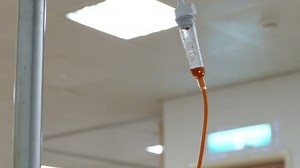 Chemotherapy Iv Drip Cancer Treatment Stock Footage Video (100% Royalty-free) 1009721357 | Shutterstock