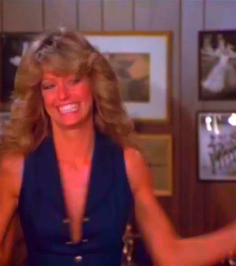 Exploring the Legacy of Farrah Fawcett in 70s Pop Culture