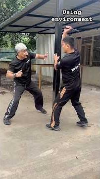How to use the environment around to defend against knife attack | Krav Maga