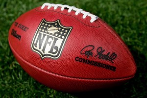 ‘Thursday Night Football’ Live Stream: How To Watch Tonight’s Steelers-Browns ‘TNF’ Game Live