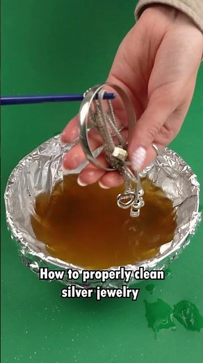 How to properly clean silver jewelry 💍