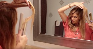 A quick look at the basics of using the TYME Iron! Remember to go slow and use as little tension as possible! You'll be a pro in no tyme. WWW.TYMESTYLE.COM | TYME