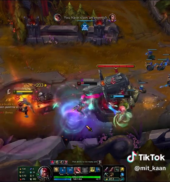 Samira Highlights in League of Legends Gameplay