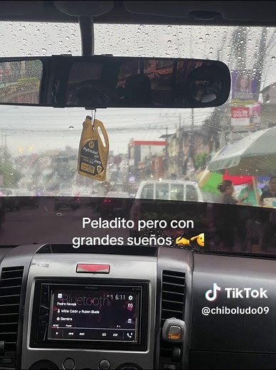 Peladito pero con grandes sueños de Jamby el Favo