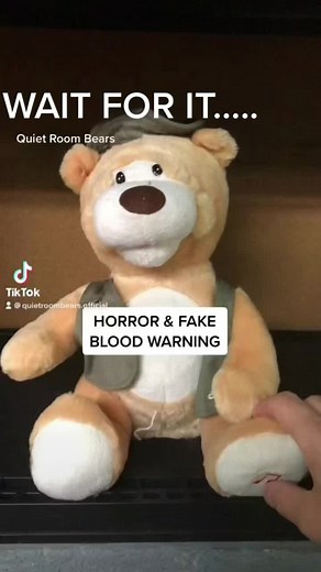 FAKE BLOOD WARNING: enjoy this singing Quiet Room Bear! #quietroombears #horror #horrortok #art #artist #horrorart #monster