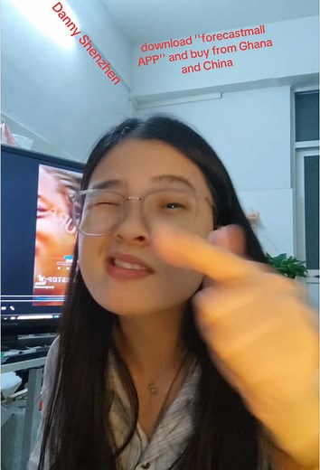 Chinese Girl Shows Off Fashion Style on TikTok