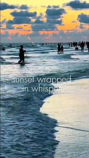 Stunning Siesta Key Sunset in 4K 🌅 Peaceful Beach Waves & Moody Clouds | Florida Gulf Coast