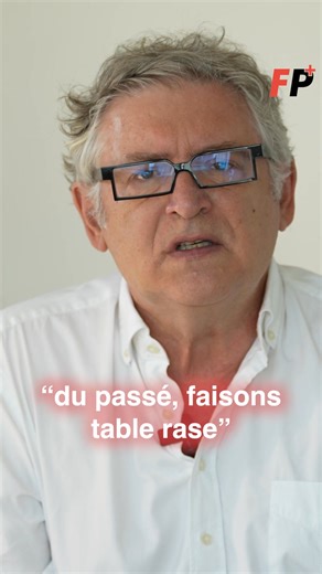 La langue française ? Une chose du passé d'après Jean-Luc Mélenchon, qui appelle à la rebaptiser en « créole ». Une vieille rengaine sur le thème « du passé faisons table rase », rappelle Michel Onfray. ➡️​ À retrouver en intégralité dans sa revue de presse hebdomadaire, en exclusivité sur le lien en commentaire Et vous, vous êtes d'accord avec Michel Onfray ? Donnez-nous votre avis. 👇 | Front Populaire