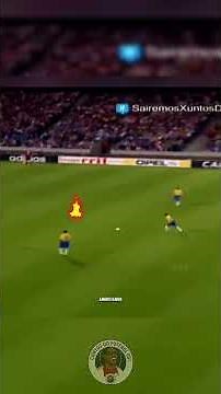 O chute de Roberto Carlos que desafiou a física! #RobertoCarlos #Futebol #Chute