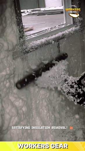 Efficient Spray Foam Insulation Removal Using Rotating Cutter Tool for Wall Renovation