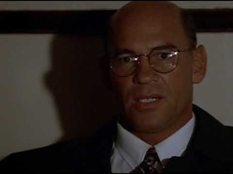 [X-Files] Mulder and Scully against Skinner (Paper Clip 3x02)