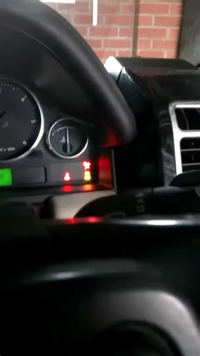 Adaptive Light Fault On The Facelift Range Rover Lights #mechaniclife #automobile #landrover