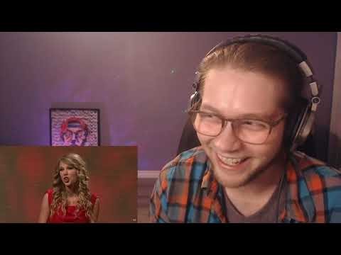 Hollywood Dish w Taylor Swift on SNL | FIRST REACTION