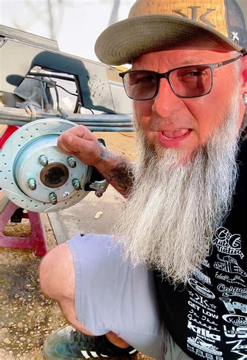 This is one of those upgrades I feel like doesn’t get talked about enough in the OBS Chevy / GMT400 world. A lot of these trucks are still out here running factory rear drum brakes. And yeah, they work… but once you step into a rear disc brake conversion on a GMT400, it’s a whole different setup. We went through and converted this OBS Chevy from rear drums to a full rear disc setup. Nothing crazy complicated crazy complicated or expensive. What I like about this upgrade is it’s not just about st