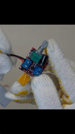 모터속도조절기 : motor speed controller