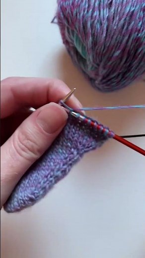 Knitting toe-up socks (Time Traveler socks free pattern)