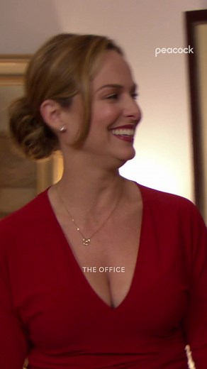Just when you think this scene can't get cringier, it does. #TheOffice #MichaelScott #DinnerParty