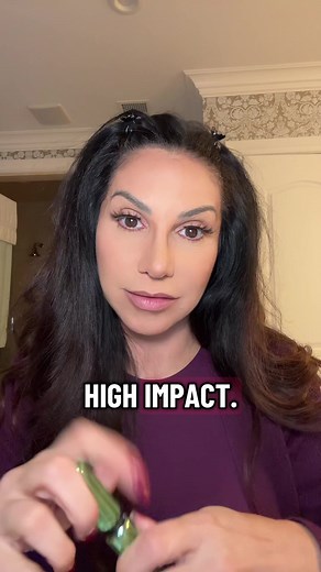 How to Apply Fake Lashes Like a Pro