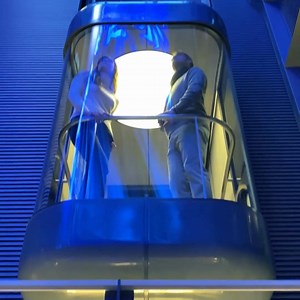 PONANT takes you where few venture. Luxury, exploration, and jaw-dropping scenery are in the heart of the polar lands. | Ponant