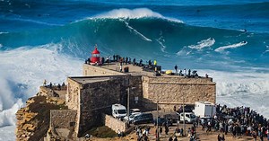 Nazaré, la meca del surf de las olas gigantes de Portugal