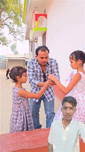 Introducing the "VitalWear SmartBand," a next-generation wearable gadget🎉