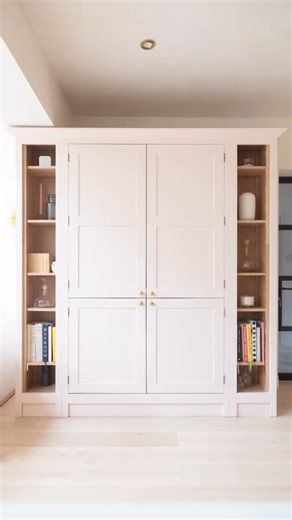 Our bespoke larder, made your way ✨ Choose from two internal carcass finishes and explore over 1,000 colour options to create a space that’s as beautiful as it is functional. Designed around you, crafted to last, and finished to perfection. #kitchendesign #bespoke #kitchen | The Shaker Workshop Ltd