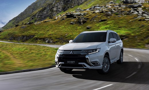 2019 Mitsubishi Outlander Review, Ratings, Specs, Prices, and Photos