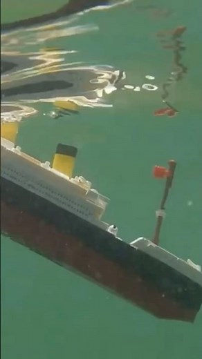 LEGO Titanic Underwater Sinking!