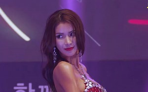 2019 Muscle Mania Commercial Model Kim Ji An