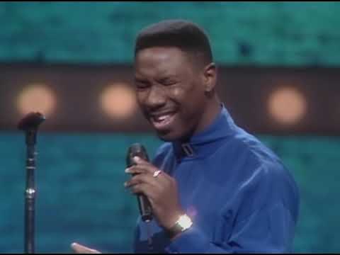 Guy gets booed at the Apollo after singing for a few seconds