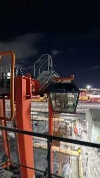 let's climb the straddle carrier #fypシ #heavyequipment