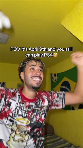 The ps4 is still alive🤩