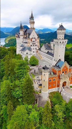 Neuschwanstein: The Real-Life Fairytale Castle 🏰✨🇩🇪