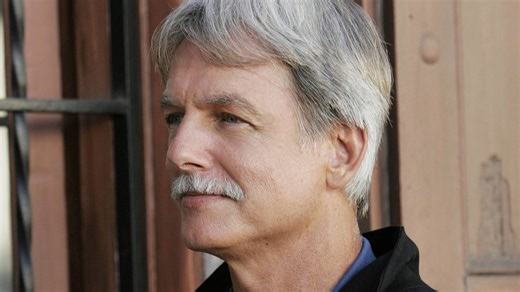 Mark Harmon Is Unrecognizable As Gibbs In NCIS & Origins Crossover Trailer