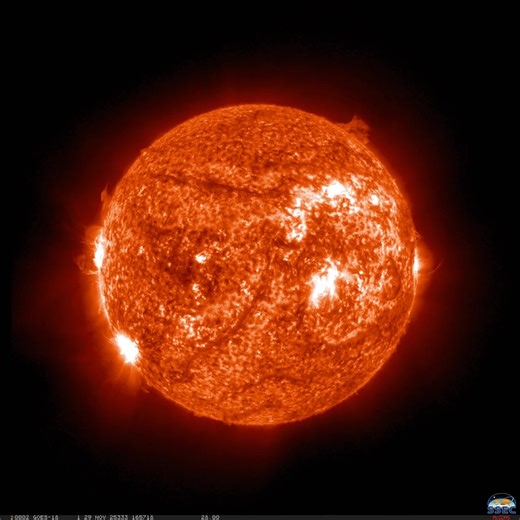 10K views · 103 reactions | This solar flare from ex-AR 4274 launched a decent CME with it. Here is a brief movie showing 40 frames from the GOES-19 SUVI instrument. We now know that this active region still has juice for CME eruptions. Ex-AR 4274 is what gave us the great shows earlier in November, but it won't be in a better spot for Earth-directed activity for maybe a week... we'll see what happens. Hopefully, the AR can remain active. | Vincent Ledvina - 'The Aurora Guy' | Facebook