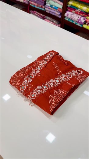 1.7K views · 291 reactions | Cotton set #fashion #kurti #fyp #foryou | Golden ladies collection | Facebook