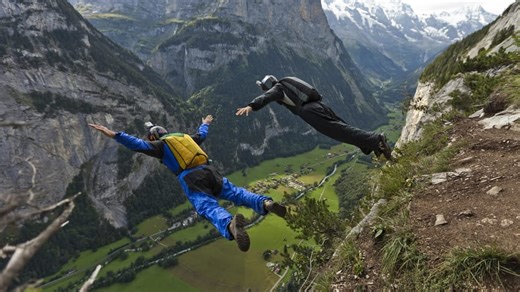 Berner Oberland: App für mehr Sicherheit beim Basejumpen